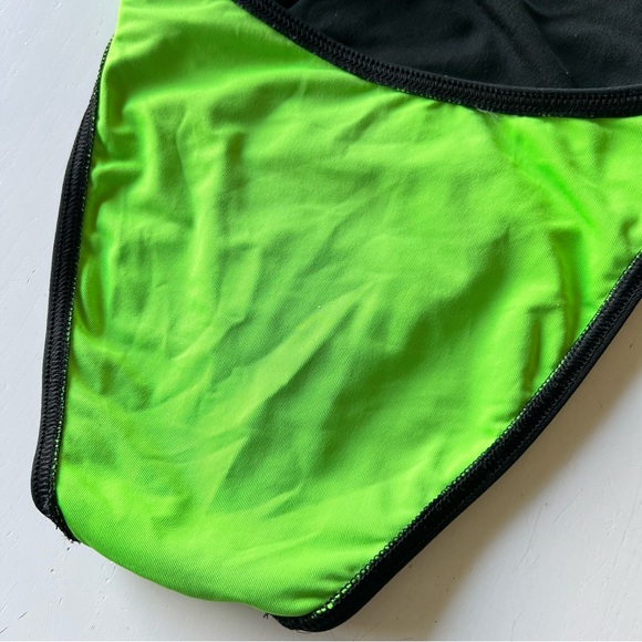 Girls Aqua Sphere 1 Piece EUC - Picture 8 of 11